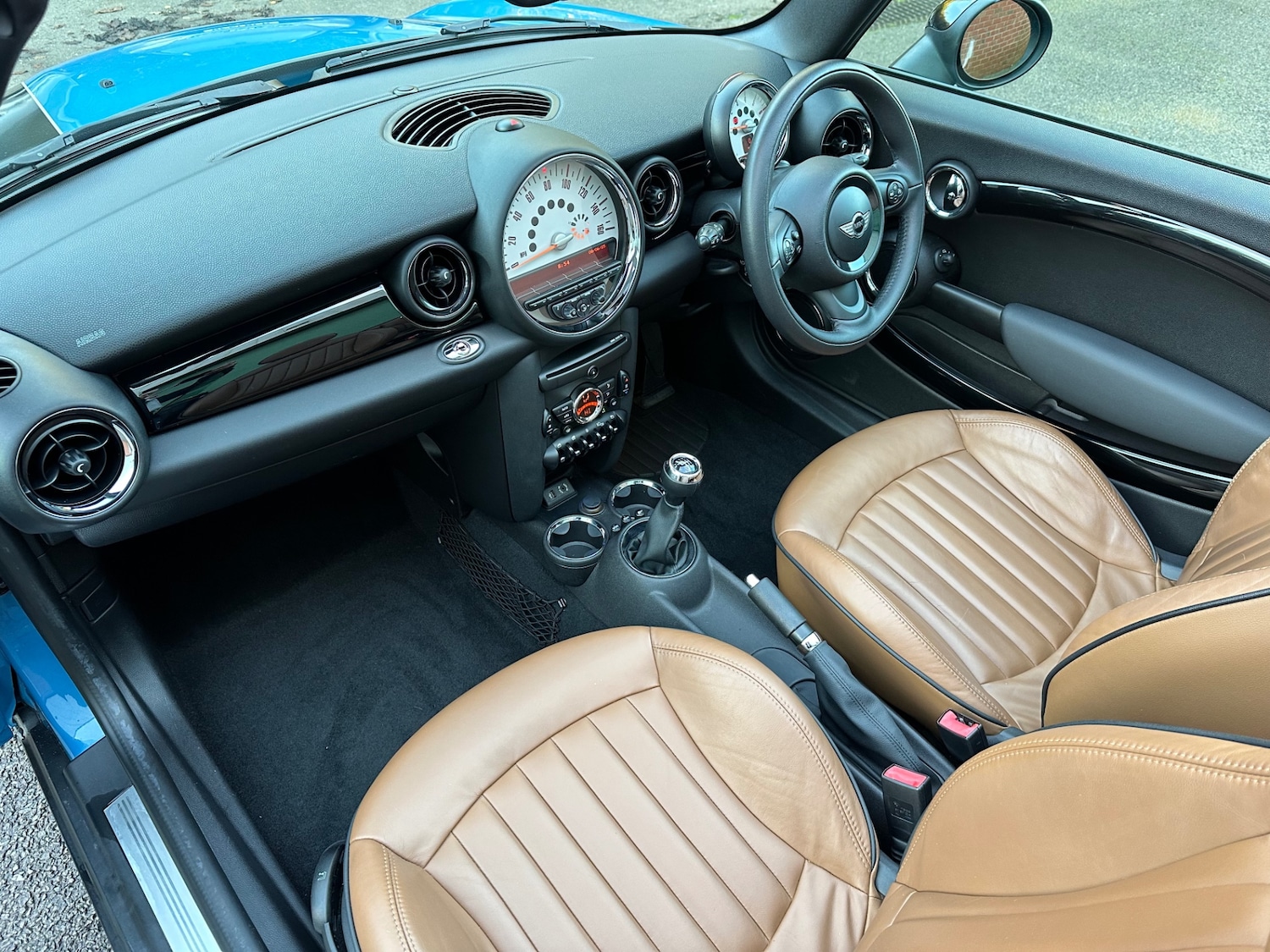 Used MINI Convertible 2014 for sale - 76598002: Photo 15