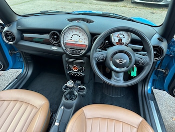 Used MINI Convertible 2014 for sale - 76598002: Photo
