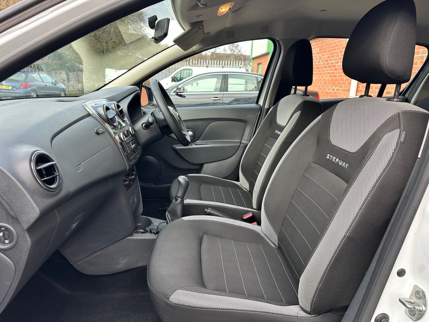 Used Dacia Sandero Stepway 2019 for sale - 77729039: Photo 12