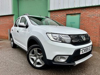 Used Dacia Sandero Stepway 2019 for sale - 77729039: Photo