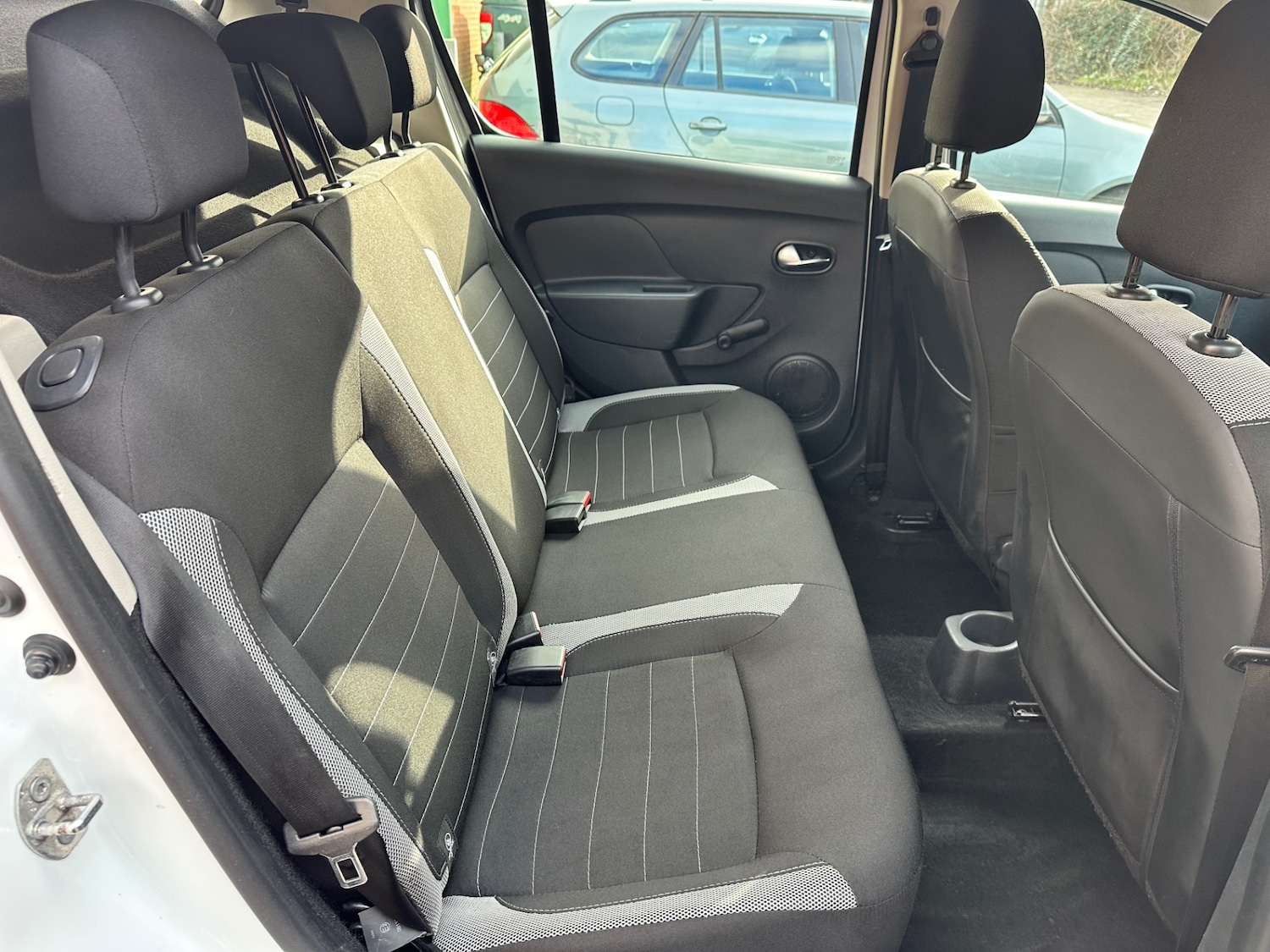 Used Dacia Sandero Stepway 2019 for sale - 77729039: Photo 4