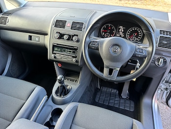 Used Volkswagen Touran 2013 for sale - 76606119: Photo