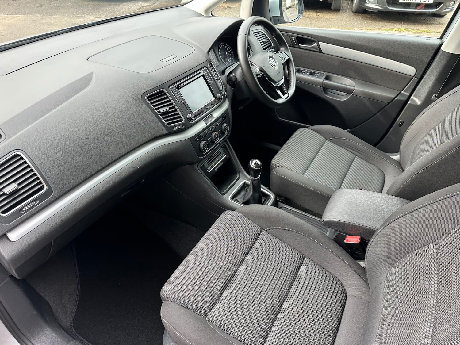 Used Volkswagen Sharan 2017 for sale - 77438814: Photo 18