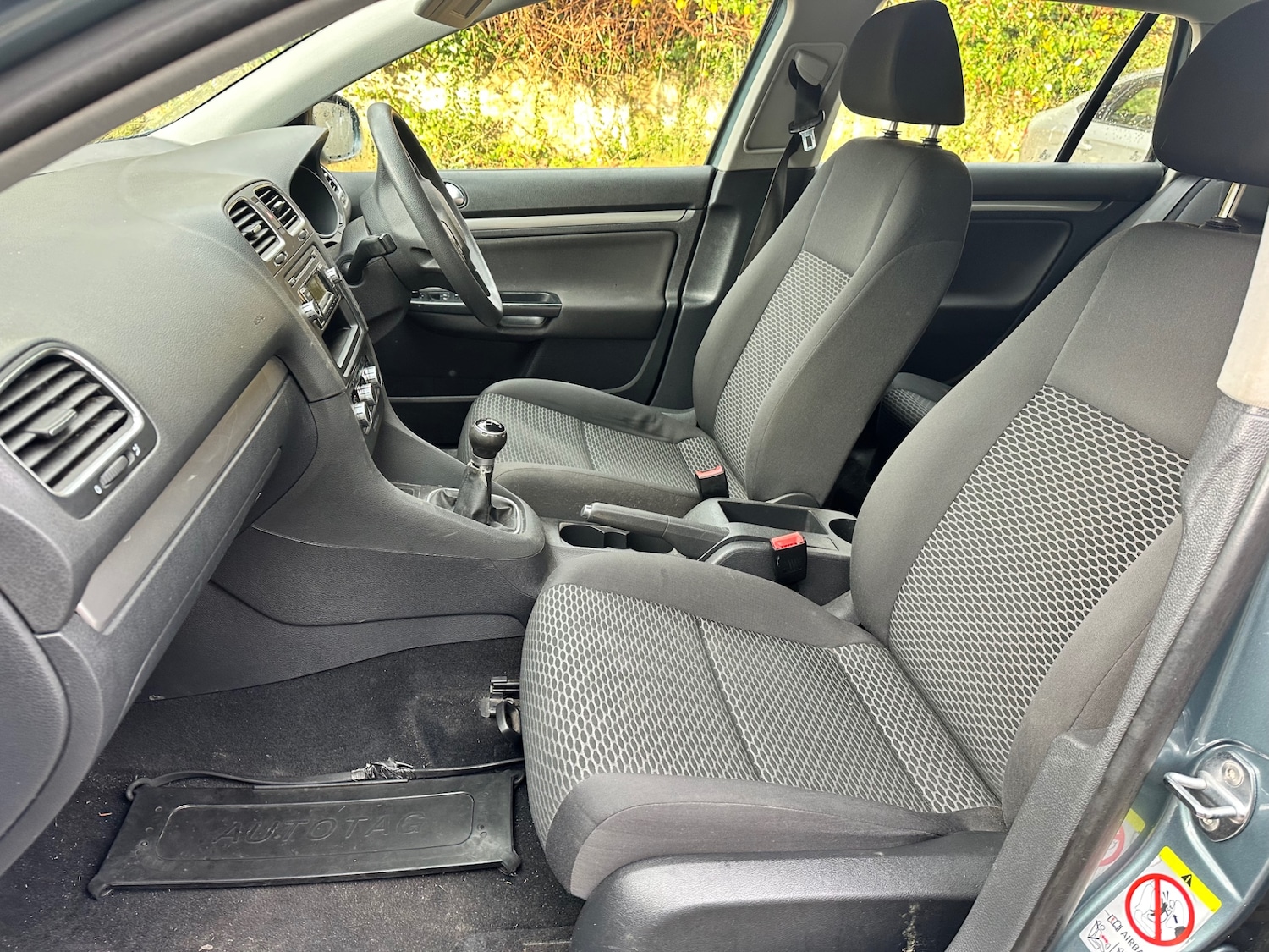 Used Volkswagen Golf 2009 for sale - 76951410: Photo 8