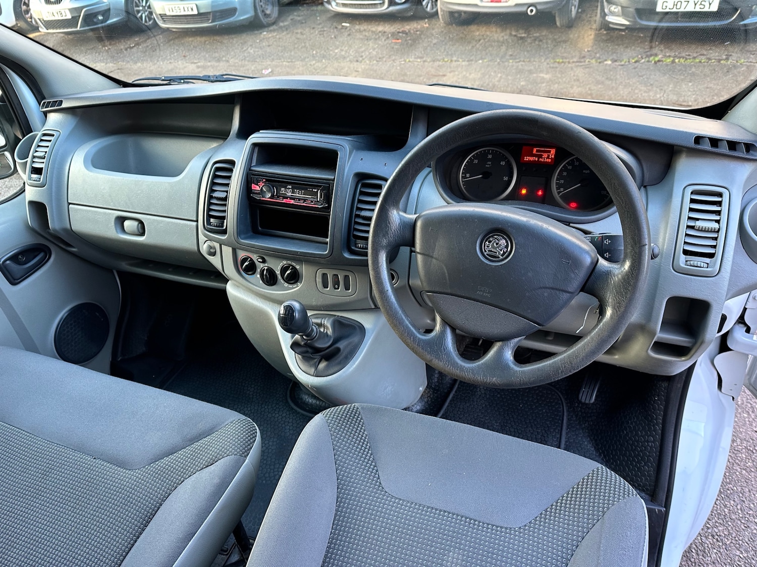 Used Vauxhall Vivaro 2013 for sale - 76934896: Photo 2