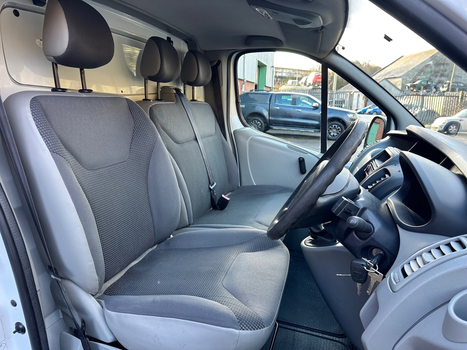 Used Vauxhall Vivaro 2013 for sale - 76934896: Photo 3