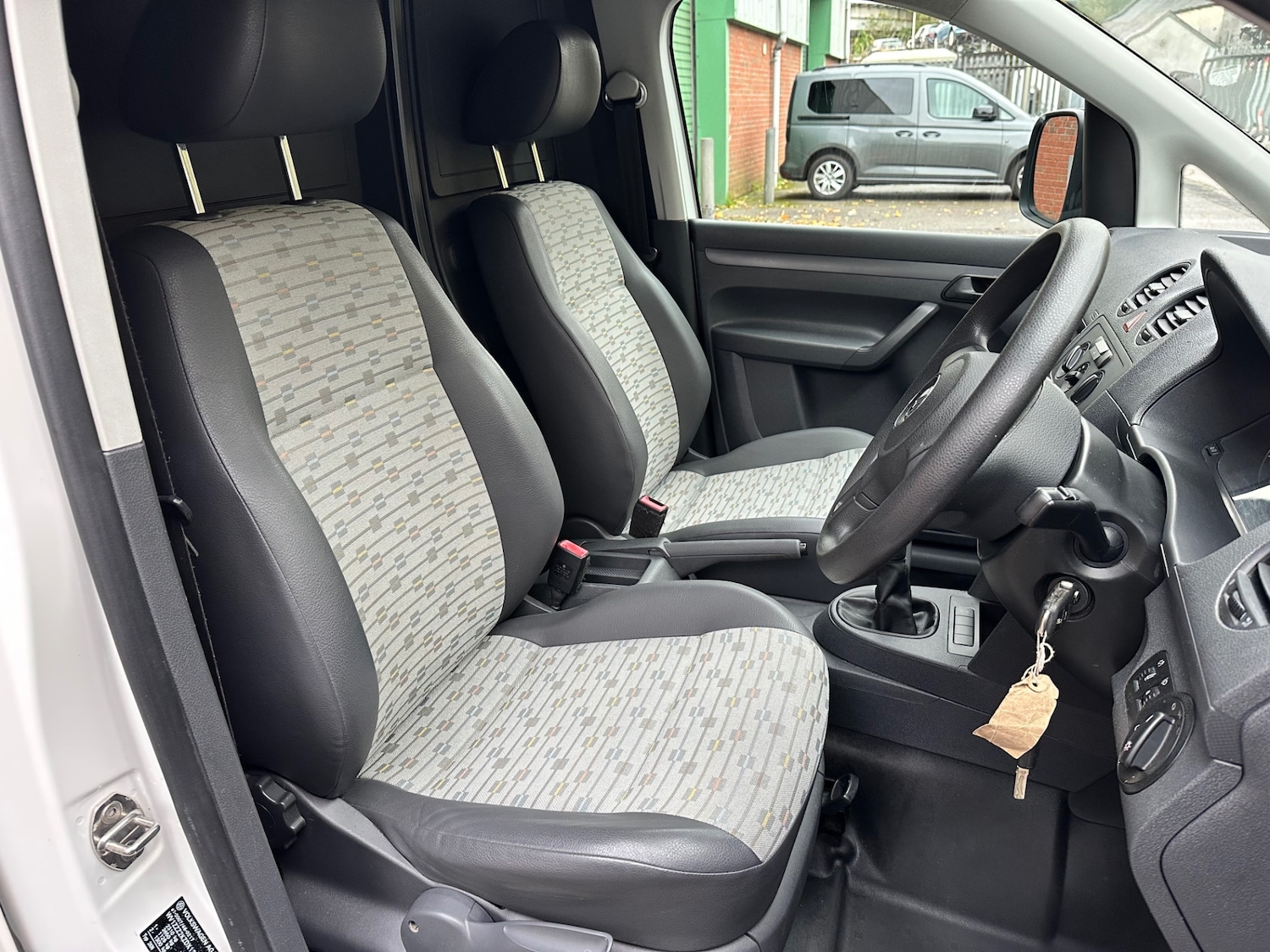 Used Volkswagen Caddy Maxi 2013 for sale - 76427820: Photo 3