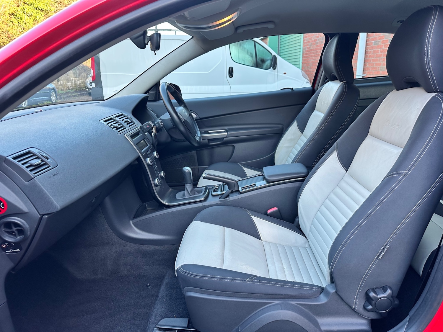 Used Volvo C30 2010 for sale - 77220604: Photo 10