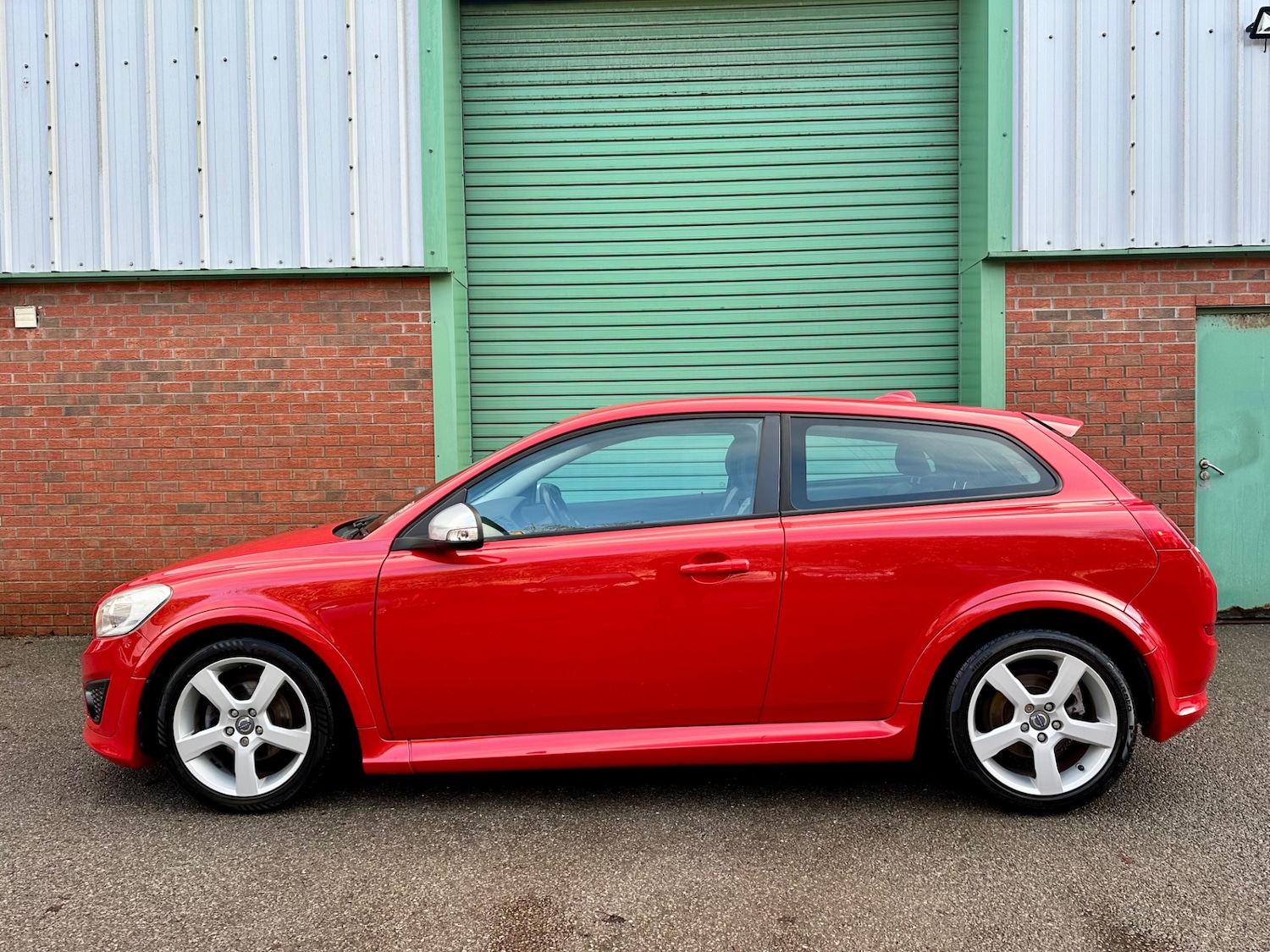 Used Volvo C30 2010 for sale - 77220604: Photo 12
