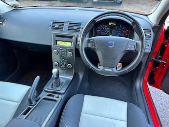 Used Volvo C30 2010 for sale - 77220604: Photo