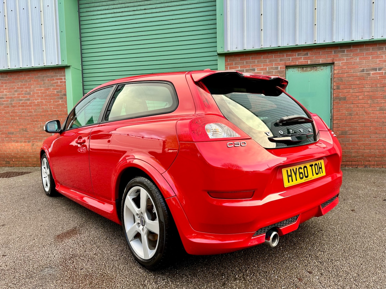 Used Volvo C30 2010 for sale - 77220604: Photo 6