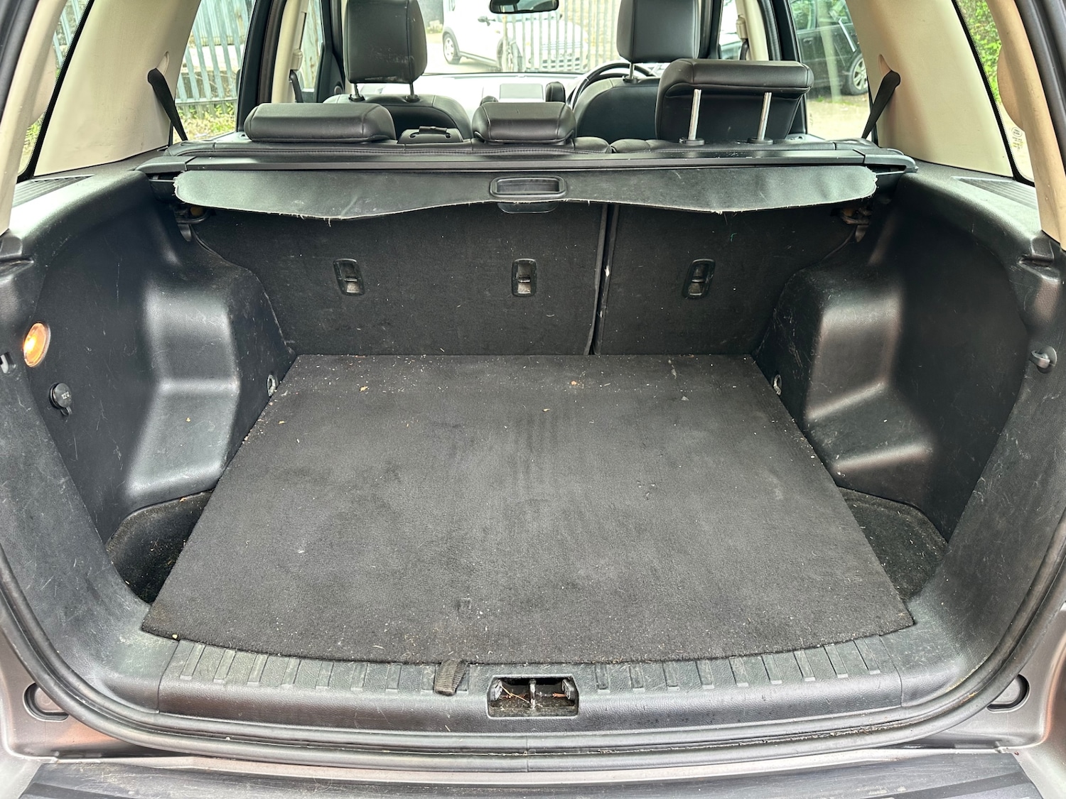 Used Land Rover Freelander 2010 for sale - 78198059: Photo 9