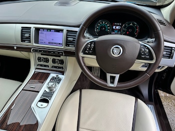 Used Jaguar XF 2012 for sale - 75881950: Photo