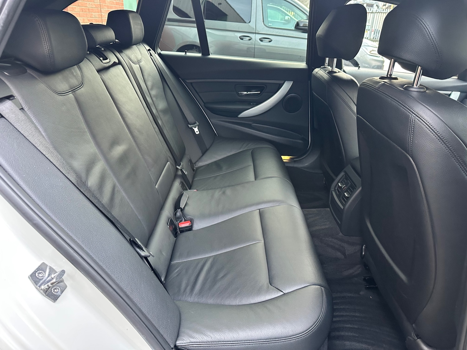 Used BMW 3 Series 2013 for sale - 76901778: Photo 4