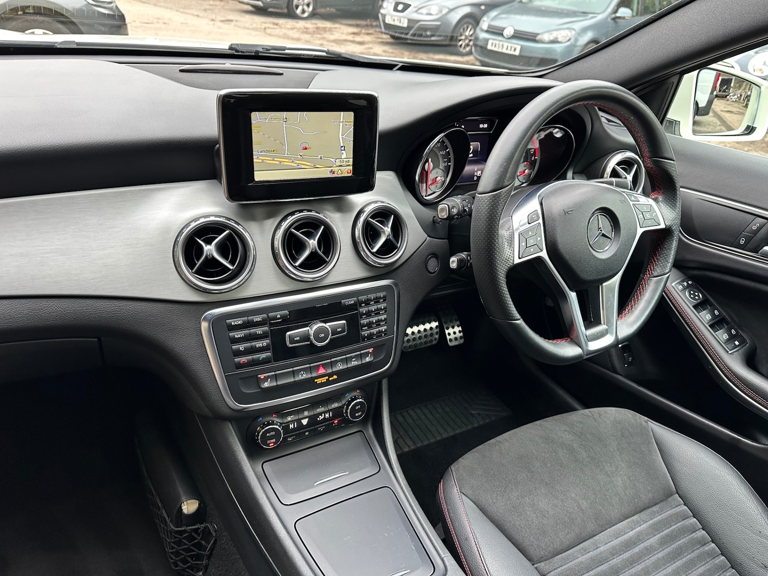 Used Mercedes-Benz GLA 2015 for sale - 77239941: Photo 11