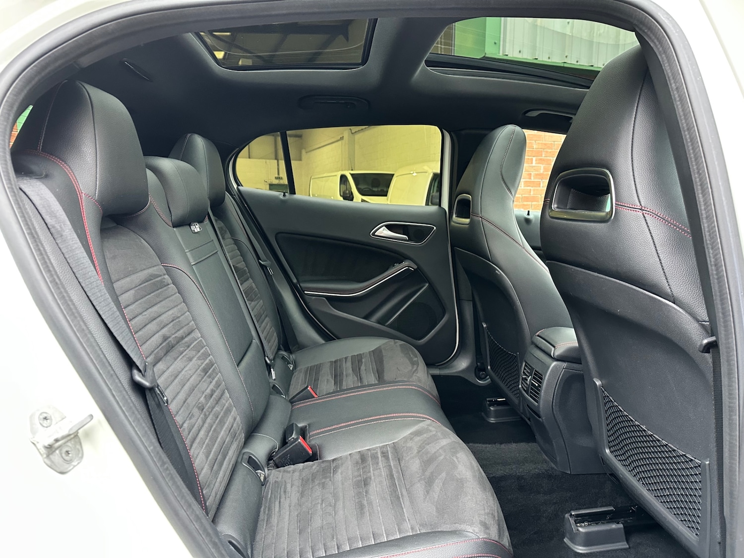 Used Mercedes-Benz GLA 2015 for sale - 77239941: Photo 4