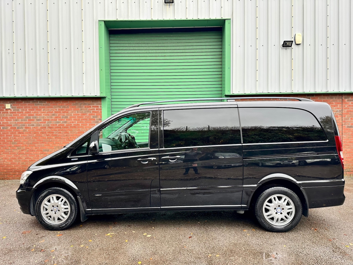 Used Mercedes-Benz Viano 2012 for sale - 76497739: Photo 10