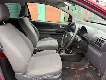 Used Volkswagen Fox 2010 for sale - 79729120: Photo