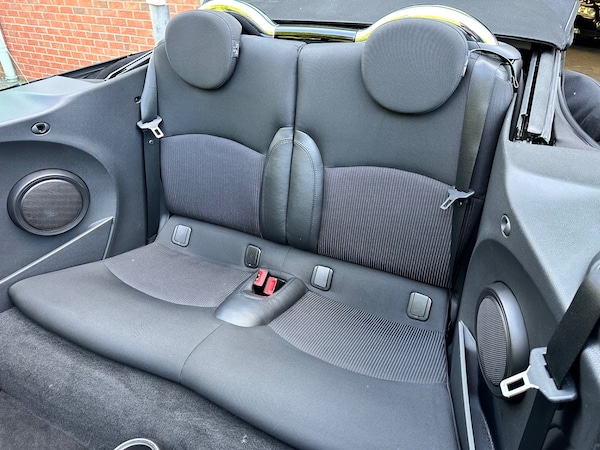 Used MINI Convertible 2014 for sale - 74240176: Photo 12
