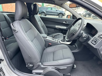 Used Volvo C30 2009 for sale - 77945834: Photo