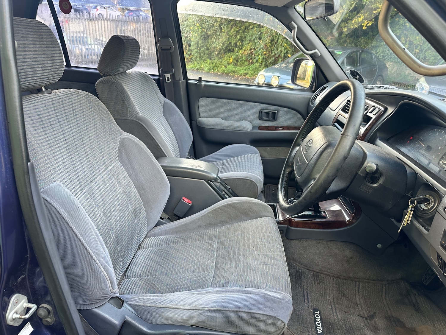 Used Toyota Hilux 2005 for sale - 76373351: Photo 7