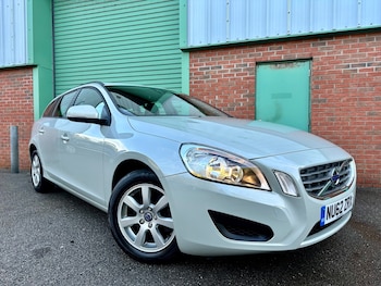 Used Volvo V60 2012 for sale - 78243384: Photo
