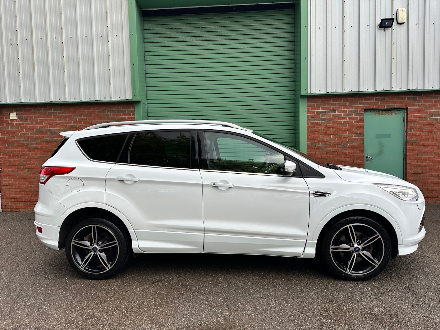 Used Ford Kuga 2014 for sale - 75913362: Photo 10