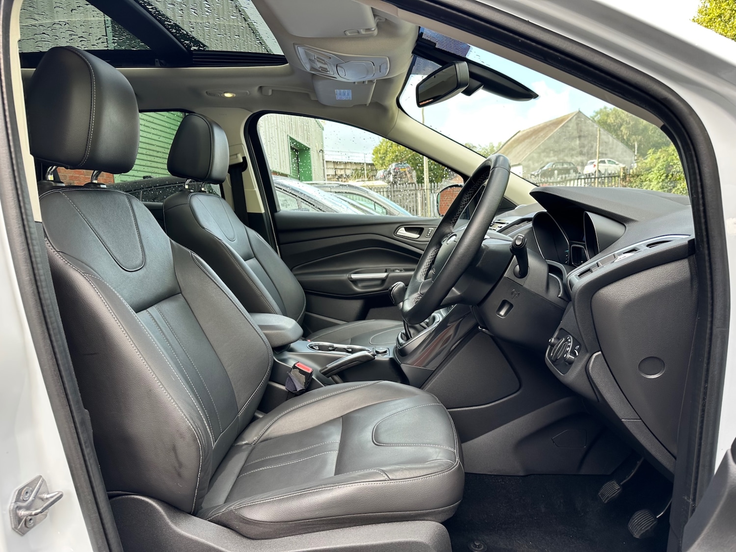 Used Ford Kuga 2014 for sale - 75913362: Photo 3