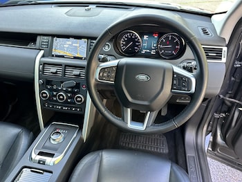 Used Land Rover Discovery Sport 2015 for sale - 75740737: Photo