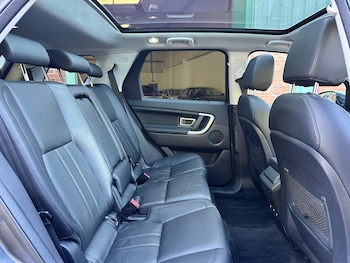 Used Land Rover Discovery Sport 2015 for sale - 75740737: Photo