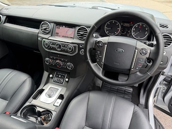 Used Land Rover Discovery 2015 for sale - 79542996: Photo