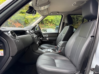 Used Land Rover Discovery 2015 for sale - 79542996: Photo