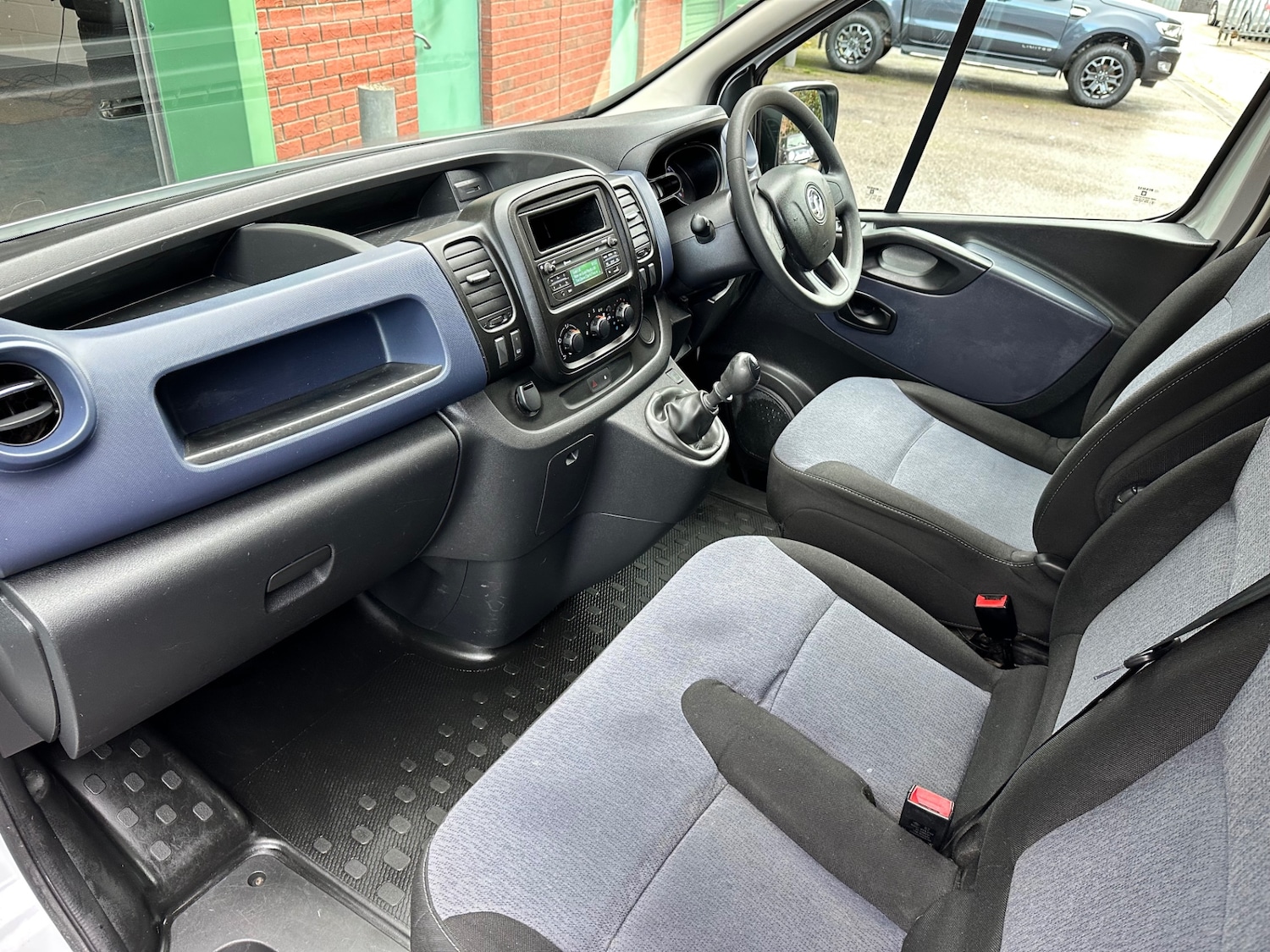 Used Vauxhall Vivaro 2015 for sale - 76751473: Photo 14