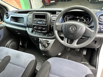 Used Vauxhall Vivaro 2015 for sale - 76751473: Photo