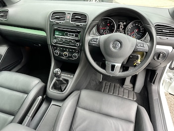 Used Volkswagen Golf 2015 for sale - 78488612: Photo