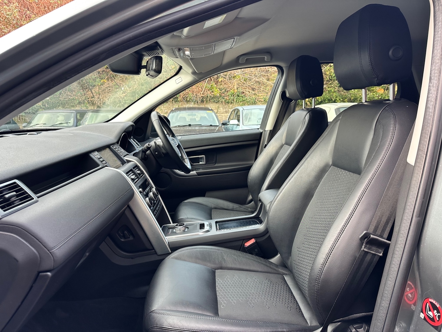 Used Land Rover Discovery Sport 2015 for sale - 77057123: Photo 13