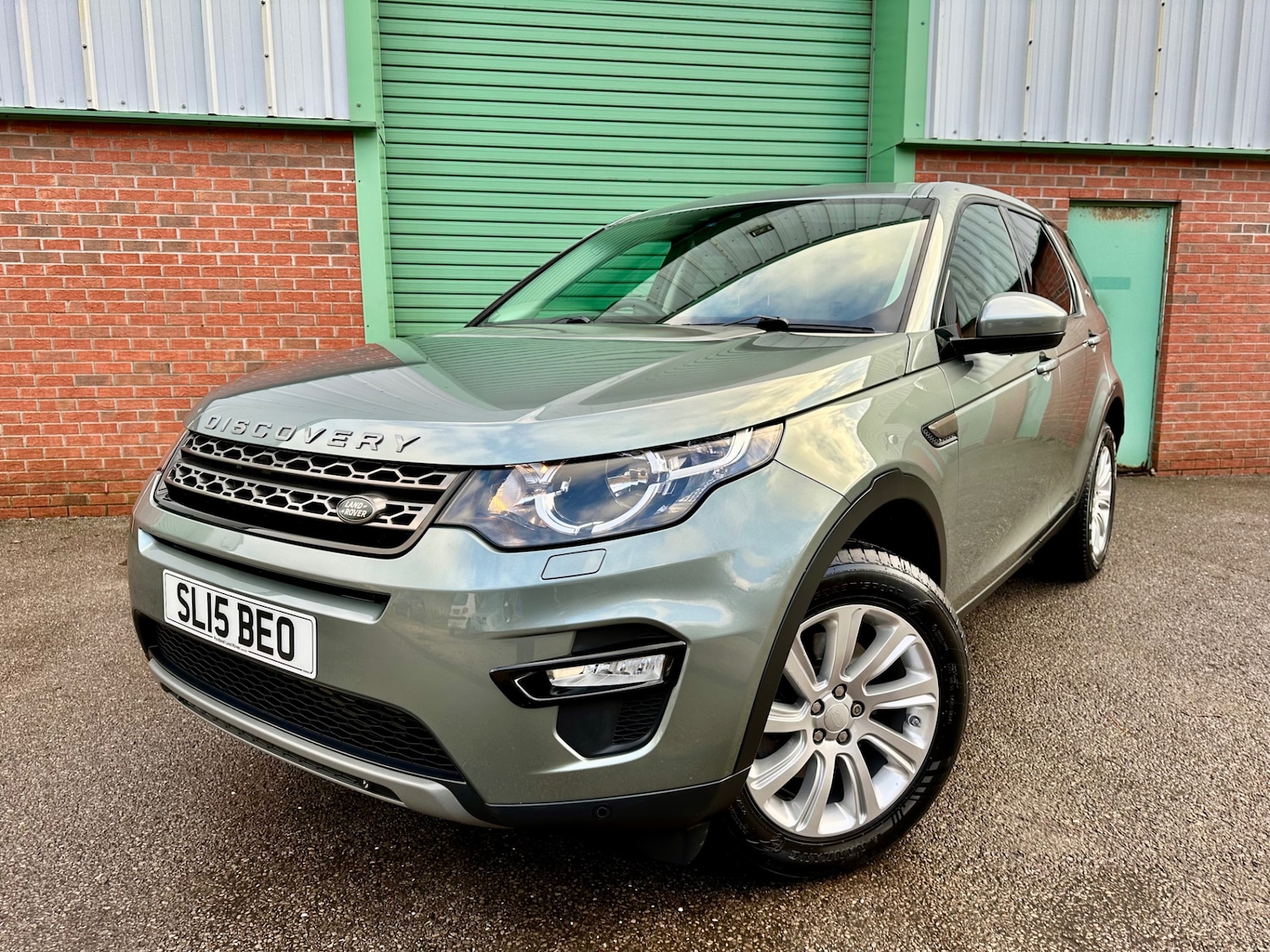 Used Land Rover Discovery Sport 2015 for sale - 77057123: Photo 8