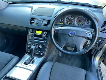 Used Volvo XC90 2010 for sale - 77167592: Photo