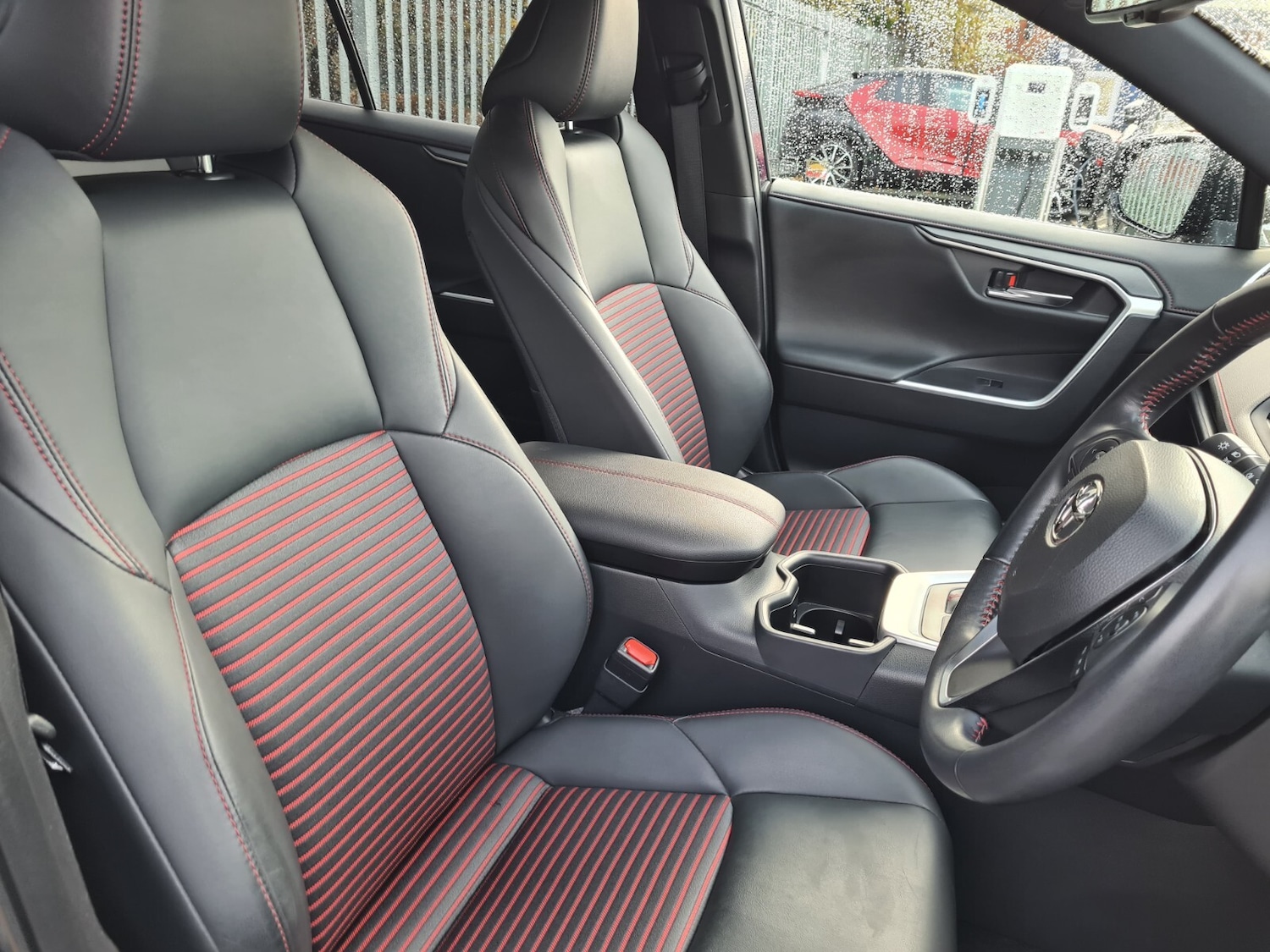 Used Toyota RAV4 2022 for sale - 76826611: Photo 18