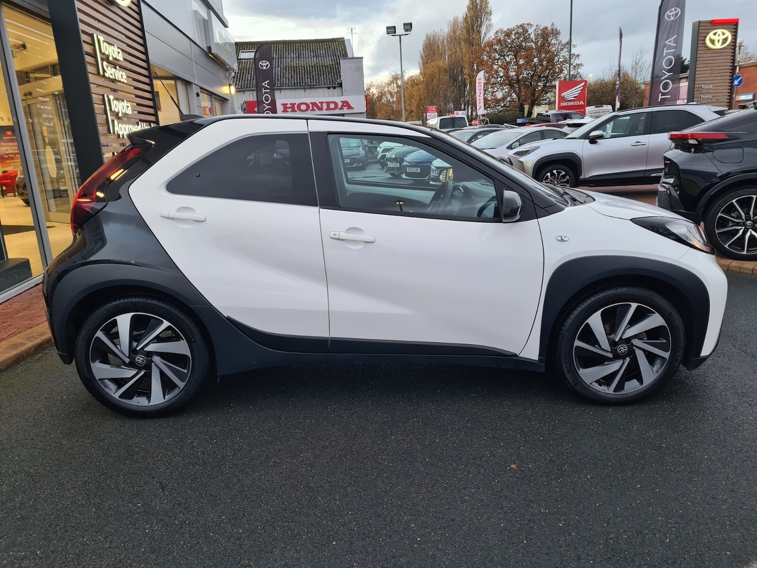 Used Toyota Aygo X 2023 for sale - 77019843: Photo 9