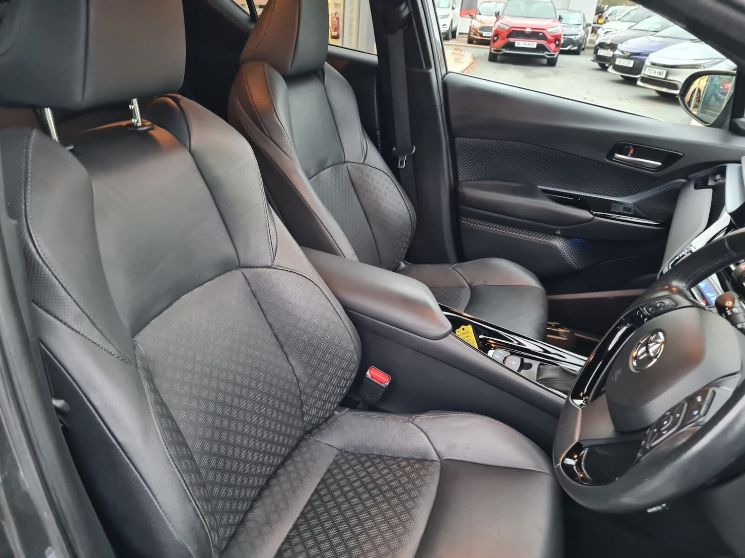 Used Toyota C-HR 2020 for sale - 77019860: Photo 16