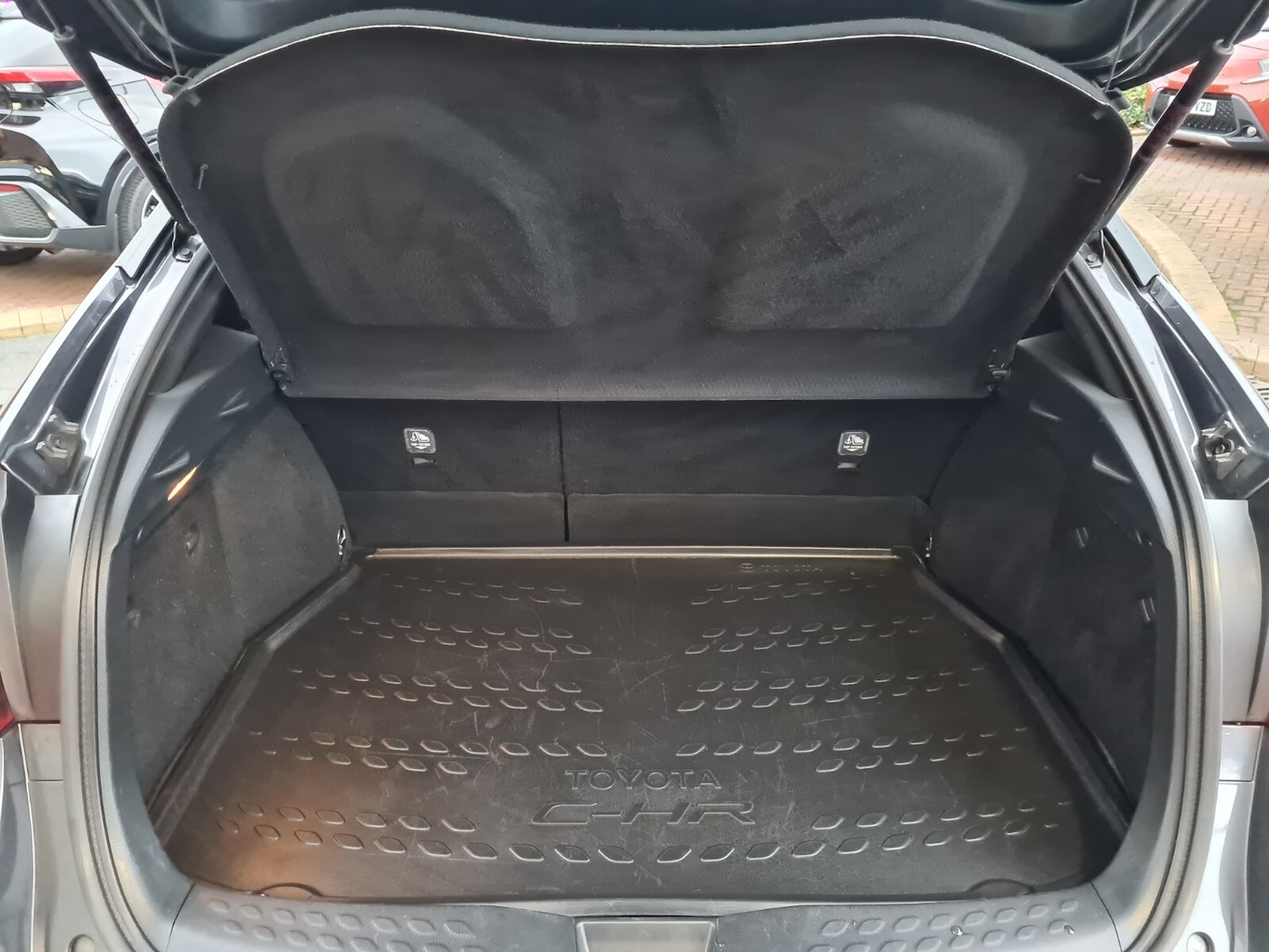 Used Toyota C-HR 2020 for sale - 77019860: Photo 20