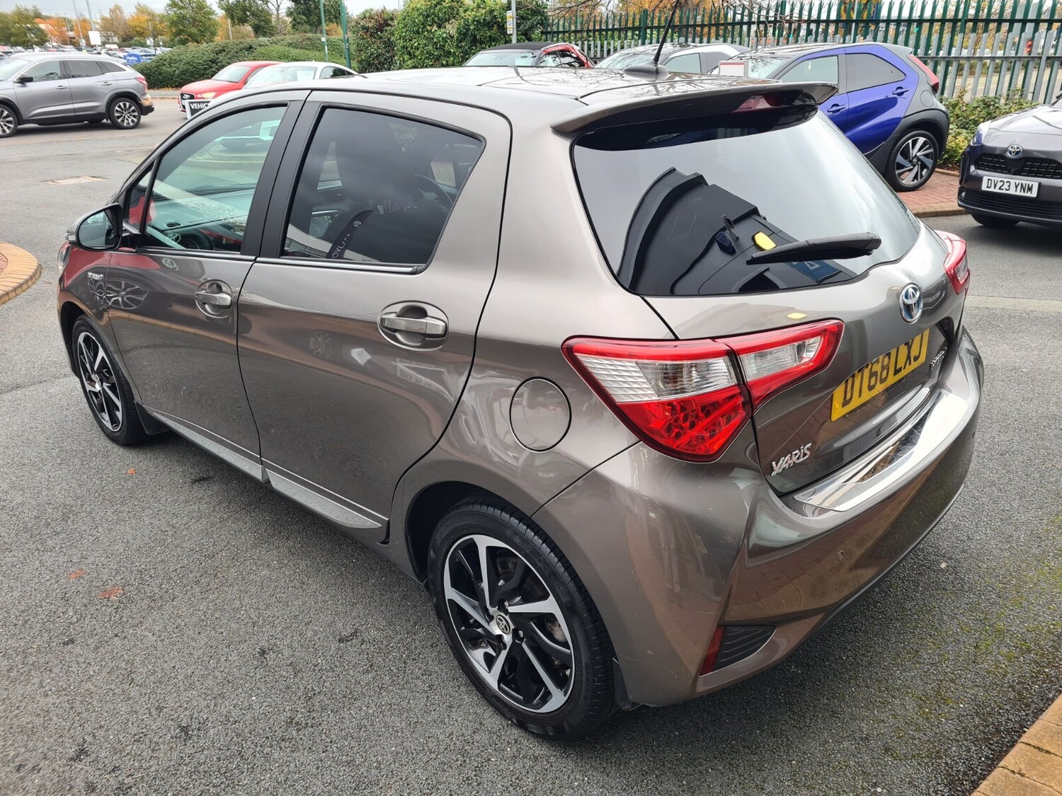 Used Toyota Yaris 2019 for sale - 76474897: Photo 6