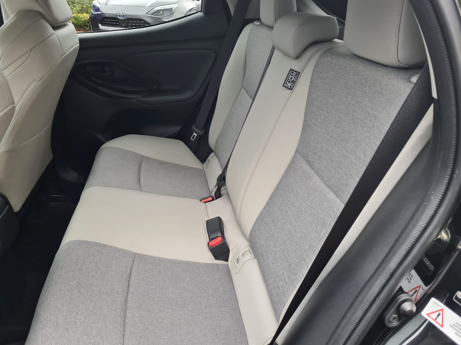 Used Toyota Yaris 2023 for sale - 76475042: Photo 21