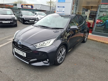 Used Toyota Yaris 2023 for sale - 76475042: Photo