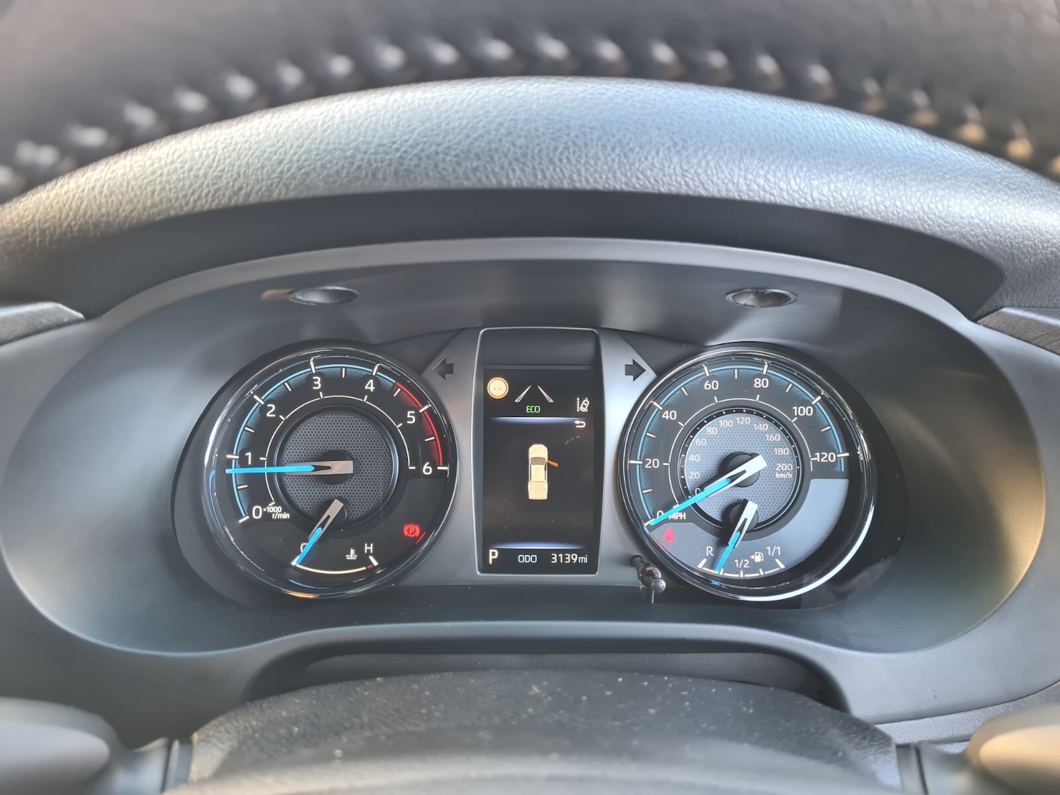 Used Toyota Hilux 2025 for sale - 77019850: Photo 12