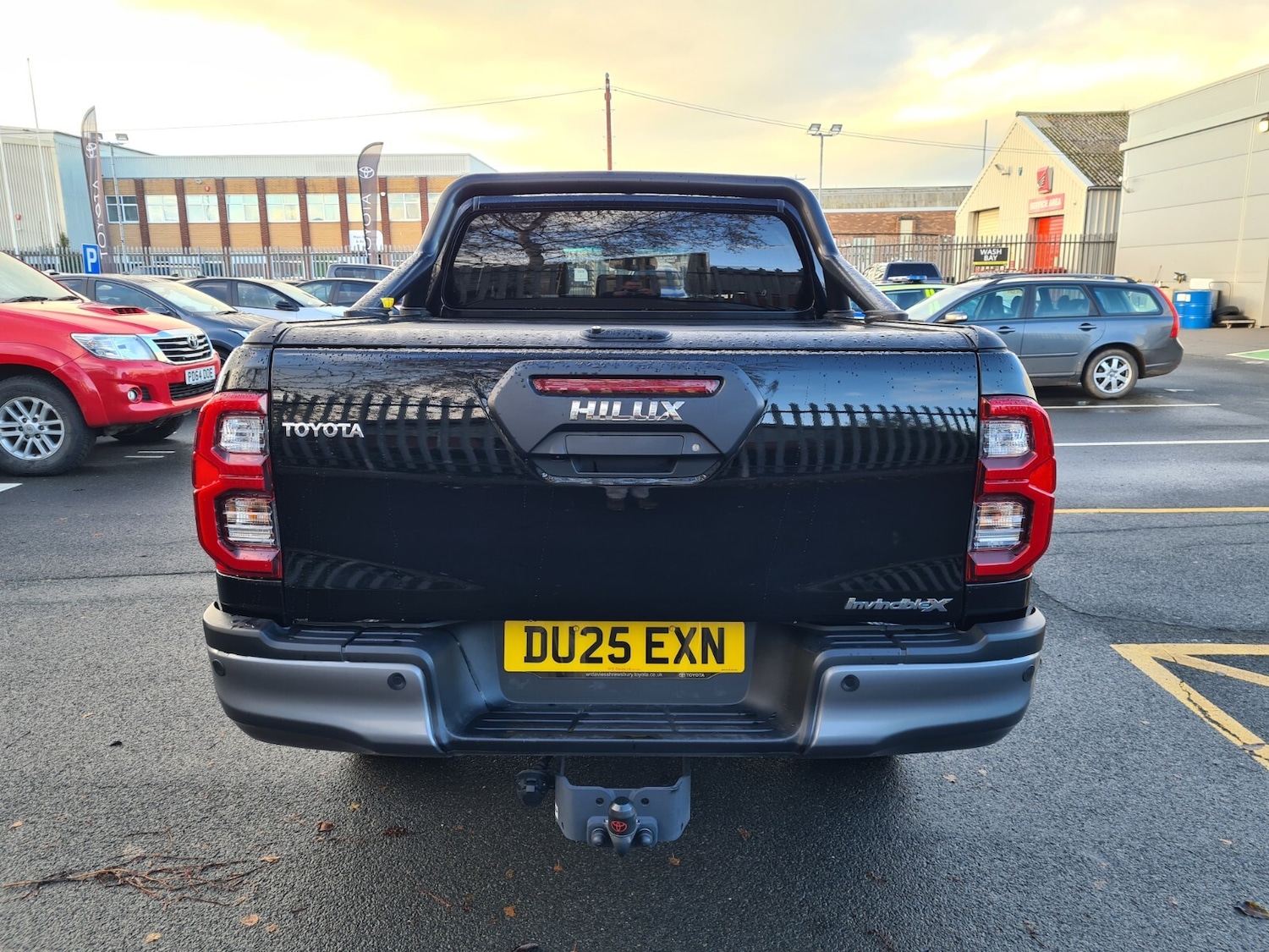 Used Toyota Hilux 2025 for sale - 77019850: Photo 6