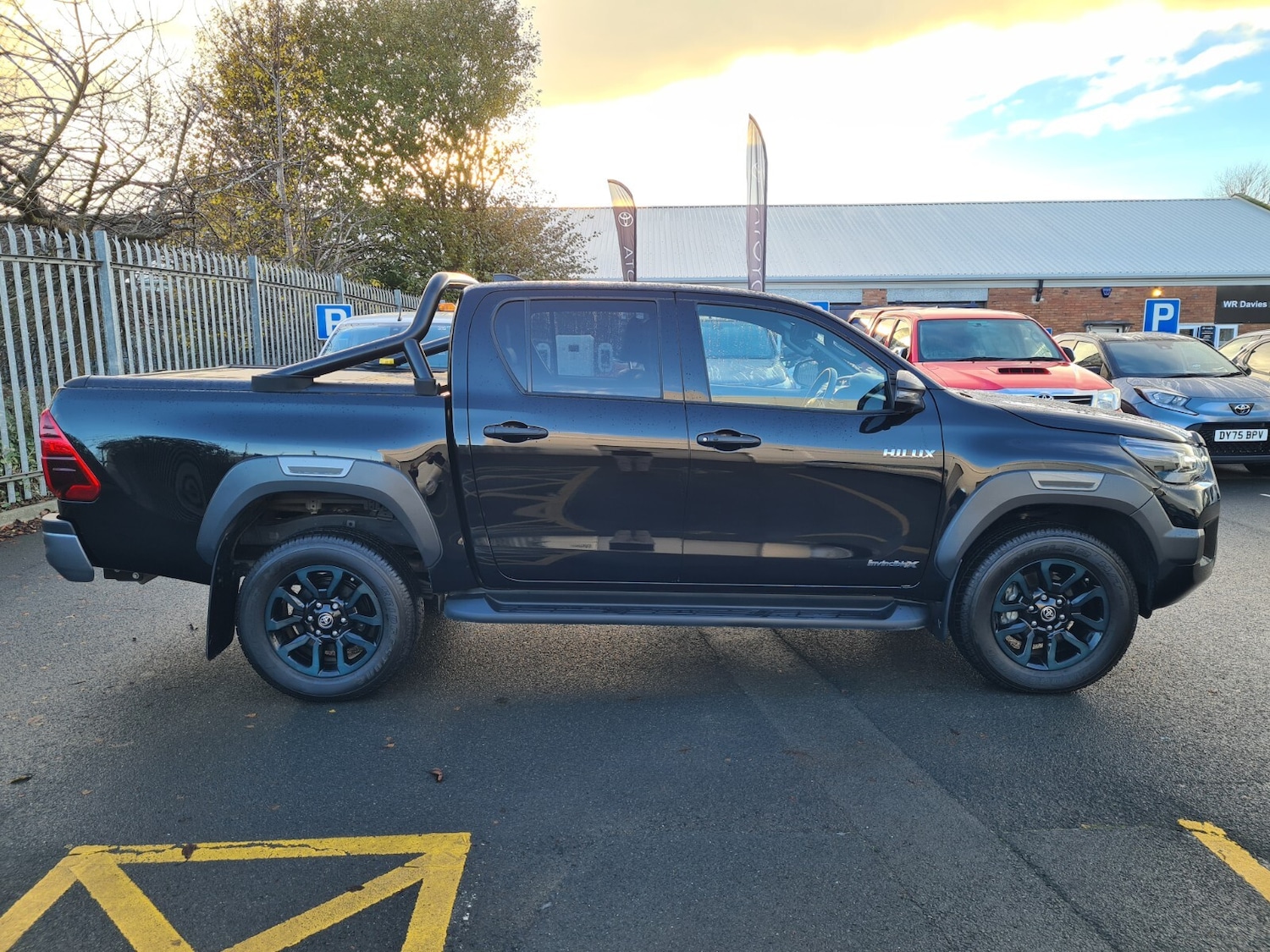 Used Toyota Hilux 2025 for sale - 77019850: Photo 8