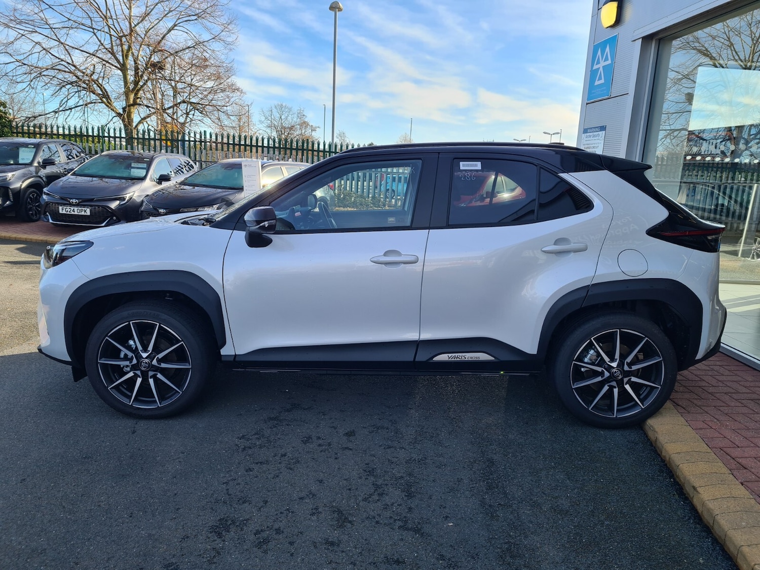 Used Toyota Yaris Cross 2025 for sale - 77710918: Photo 4