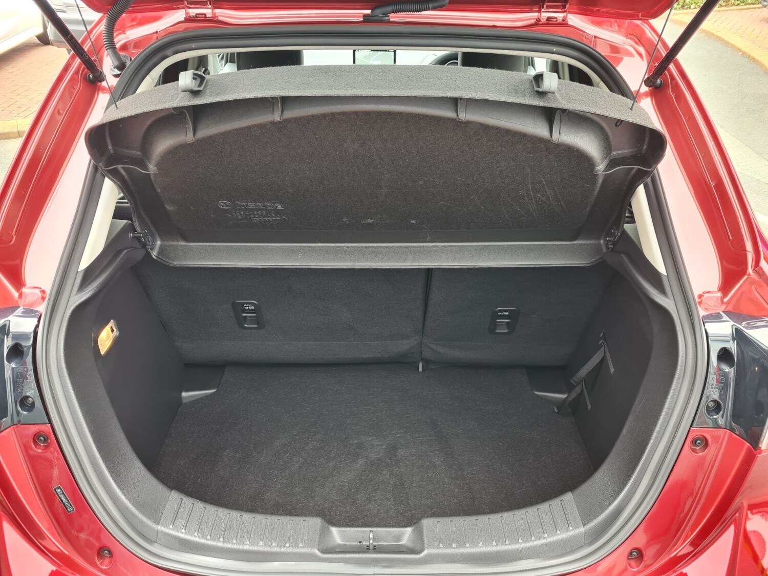 Used Mazda Mazda2 2024 for sale - 76856356: Photo 21